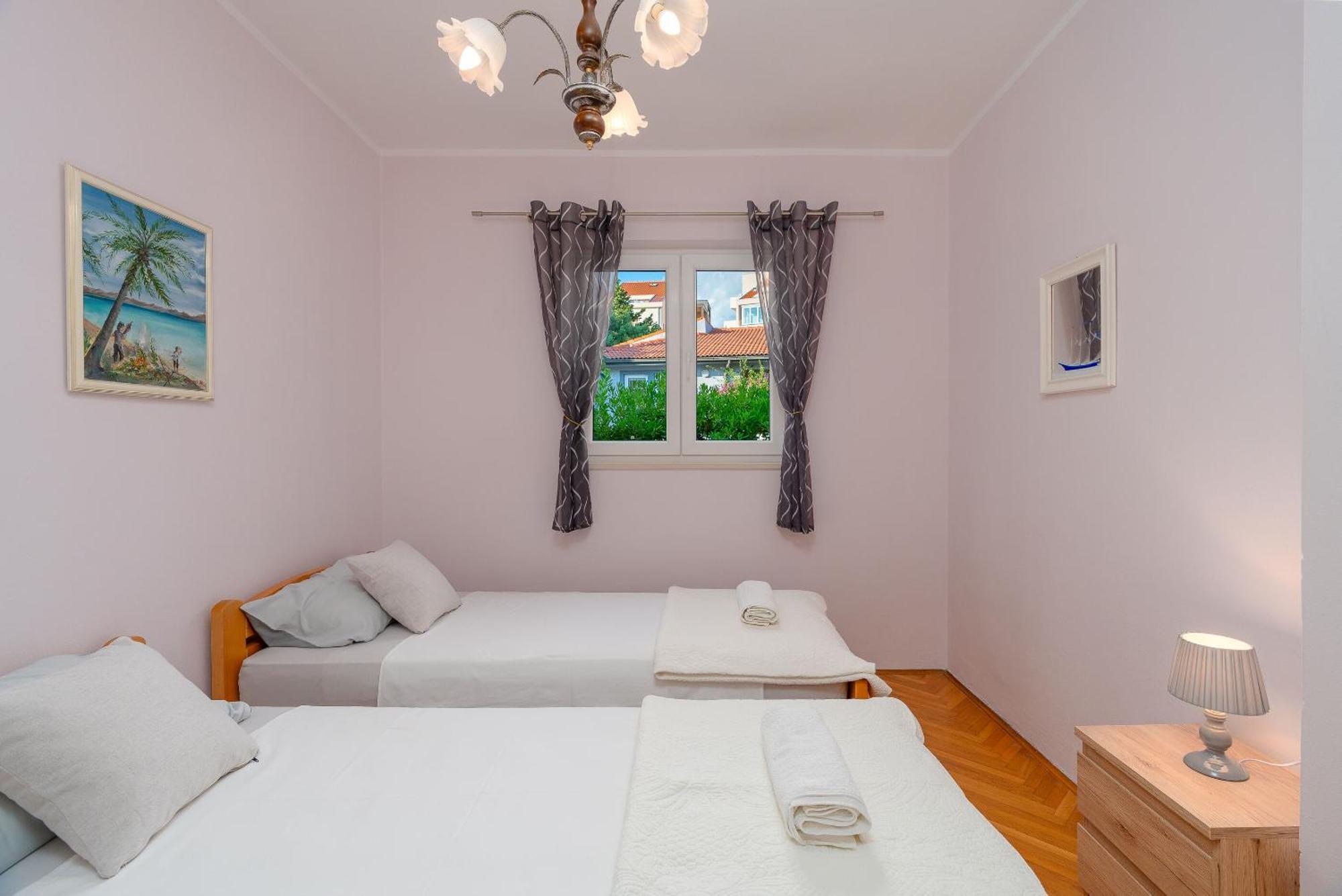 Apartments Jasna Novalja Bagian luar foto